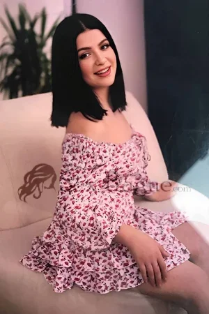 Lana Escort